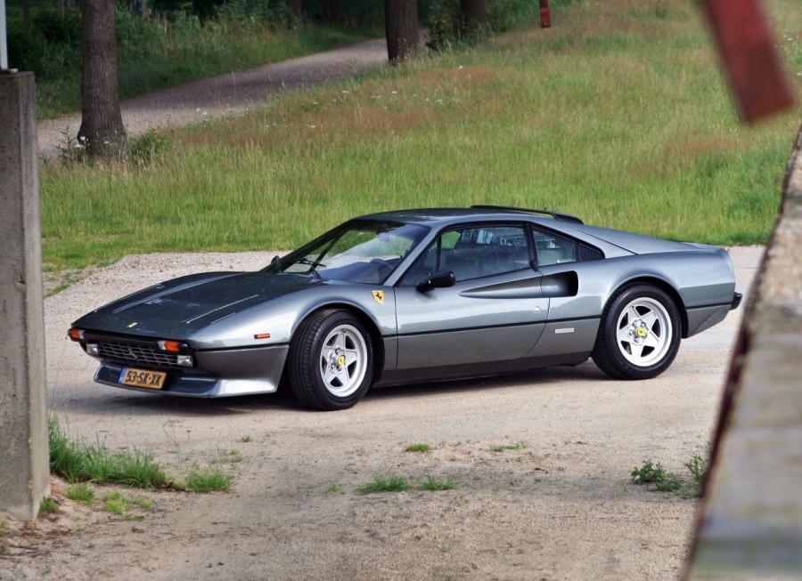  Ferrari 308 GTSi Quattrovalvole 1982 года  (фото 7 из 7)